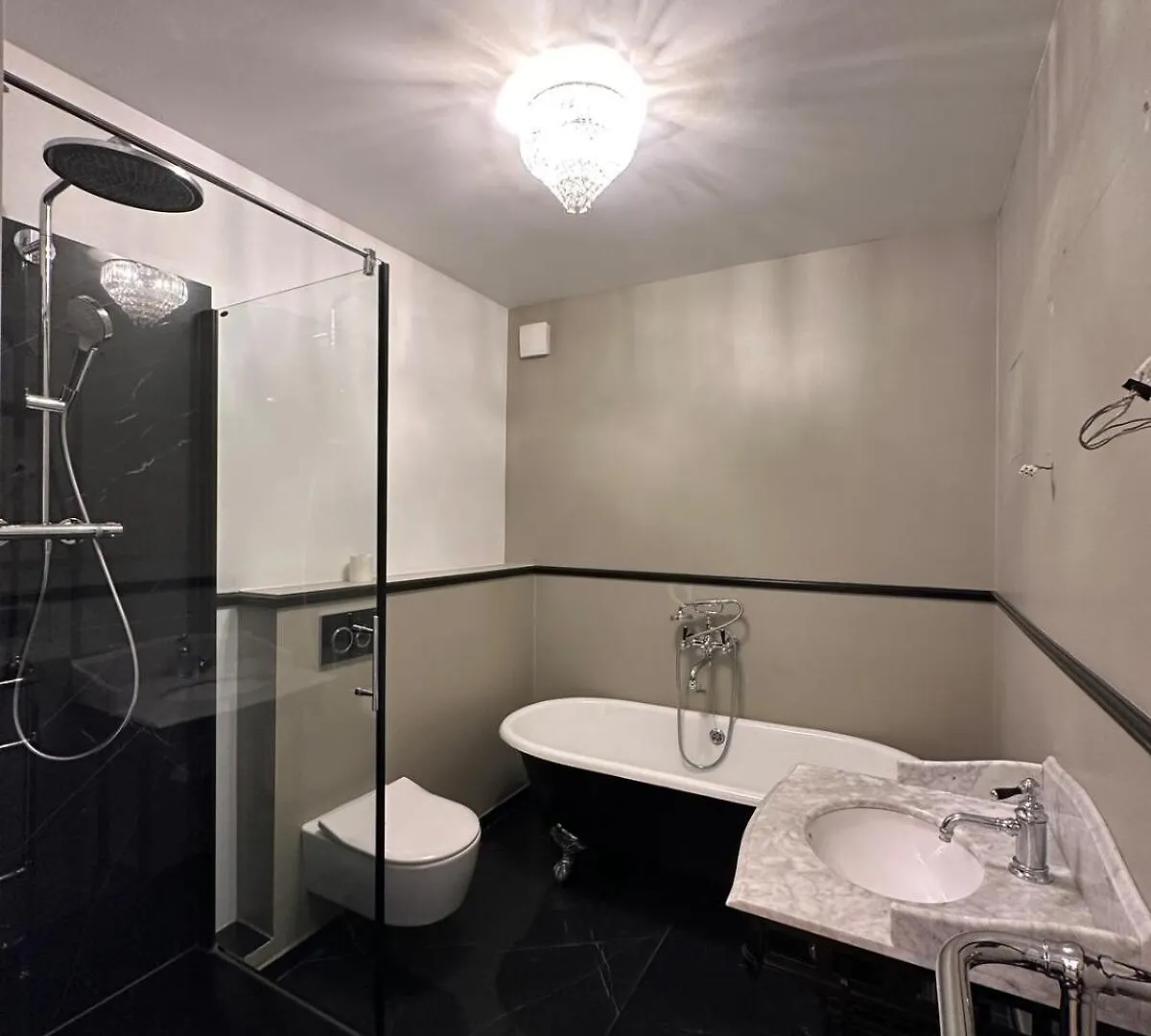 City Center Balcony Apartment Munique Alemanha