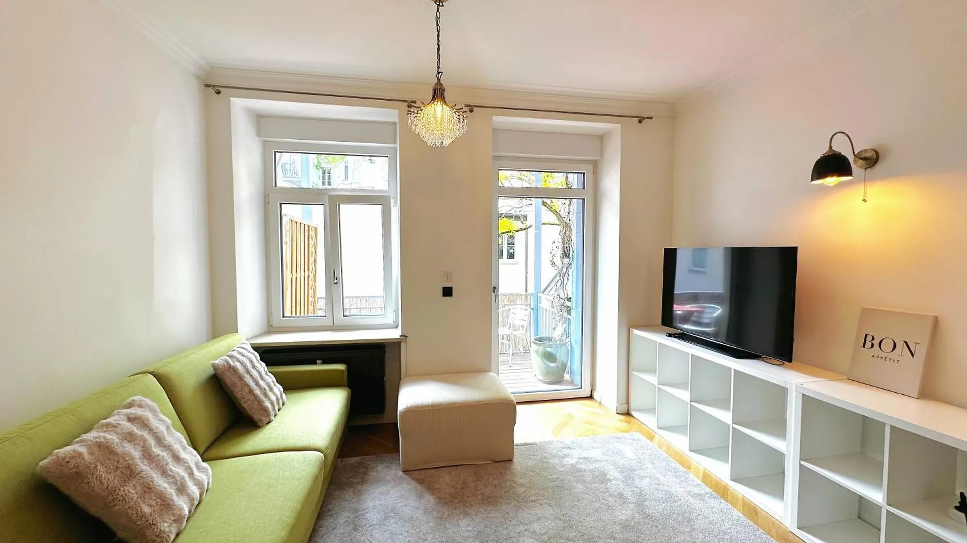 City Center Balcony Apartment Munique